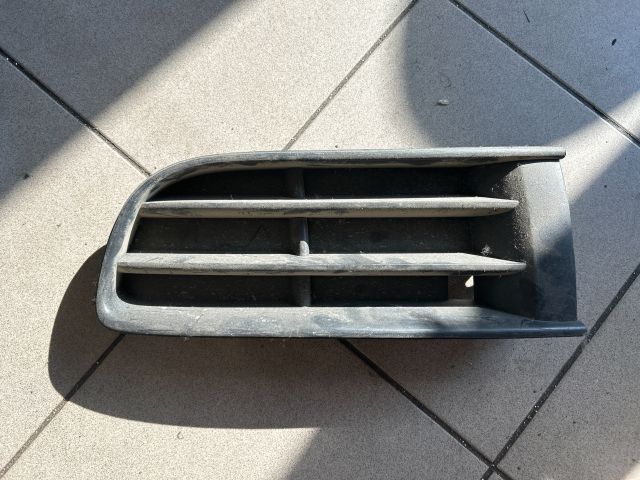 bontott VW POLO IV Bal Ködlámpa Rács