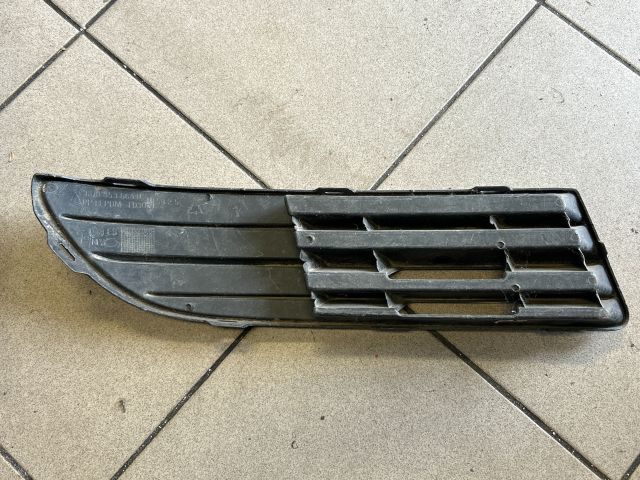 bontott VW POLO IV Bal Ködlámpa Rács