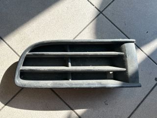 bontott VW POLO IV Bal Ködlámpa Rács