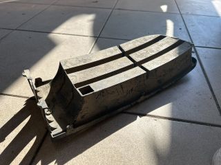 bontott VW POLO IV Bal Ködlámpa Rács