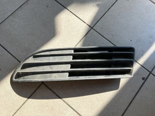 bontott VW POLO IV Bal Ködlámpa Rács