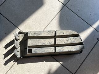 bontott VW POLO IV Bal Ködlámpa Rács