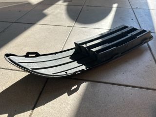 bontott VW POLO IV Bal Ködlámpa Rács