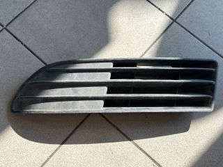 bontott VW POLO IV Bal Ködlámpa Rács