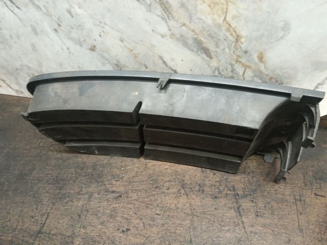 bontott VW POLO IV Bal Ködlámpa Rács