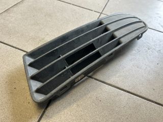 bontott VW POLO IV Bal Ködlámpa Rács