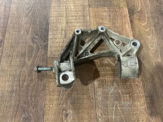 bontott VW POLO IV Bal Lengőkar Tartó