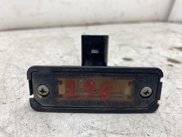 bontott VW POLO IV Bal Rendszámtábla Világítás