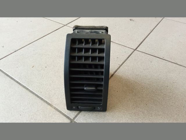 bontott VW POLO IV Bal Szellőző