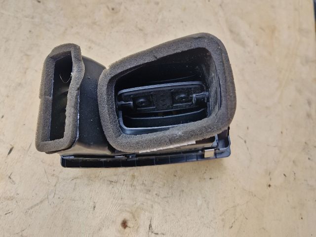 bontott VW POLO IV Bal Szellőző