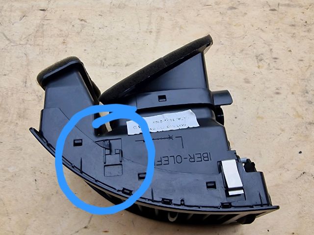 bontott VW POLO IV Bal Szellőző