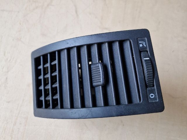 bontott VW POLO IV Bal Szellőző