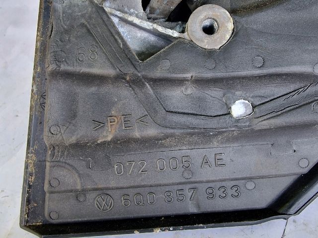 bontott VW POLO IV Bal Visszapillantó Tükör (Elektromos)