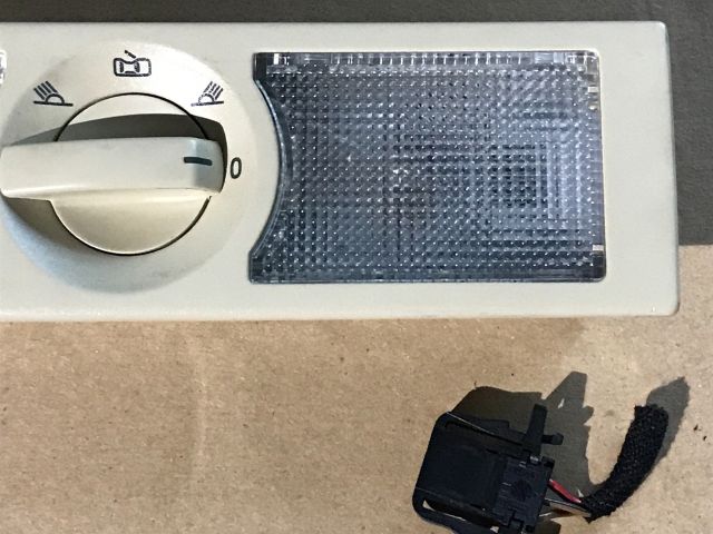 bontott VW POLO IV Beltér Világítás Első