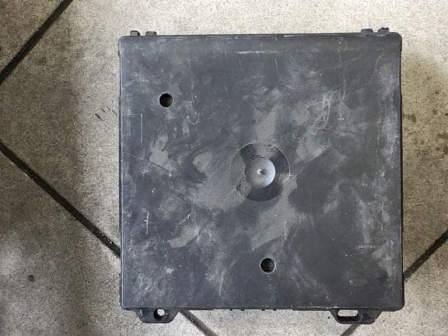 bontott VW POLO IV Biztosítéktábla Utastér