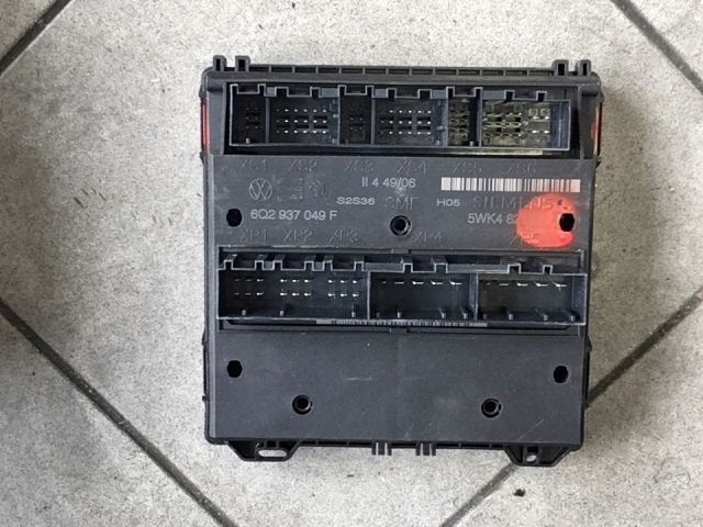 bontott VW POLO IV Biztosítéktábla Utastér