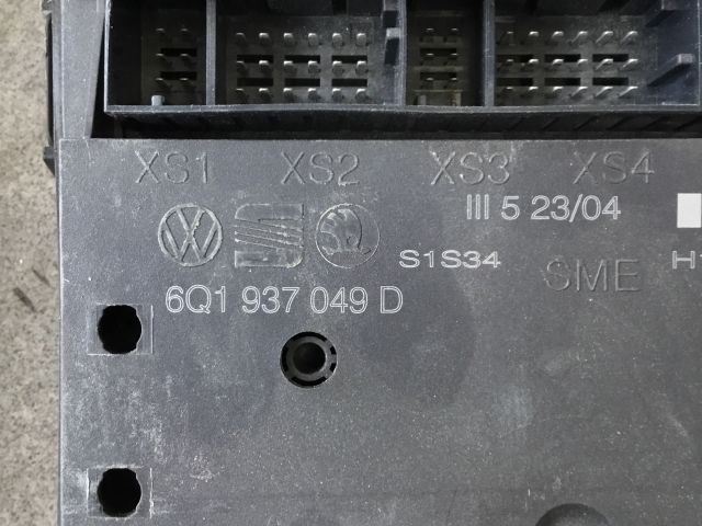 bontott VW POLO IV Biztosítéktábla Utastér