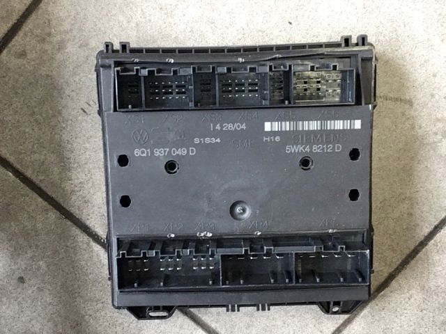 bontott VW POLO IV Biztosítéktábla Utastér