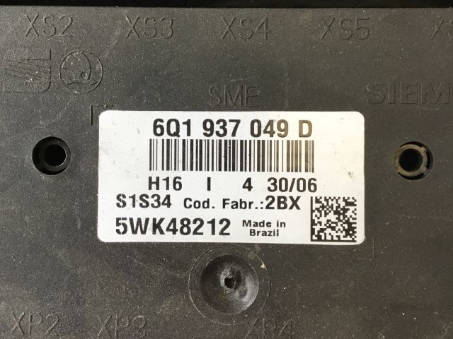 bontott VW POLO IV Biztosítéktábla Utastér