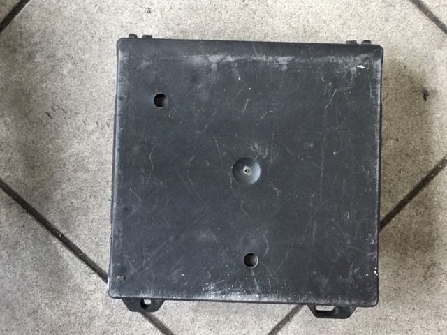 bontott VW POLO IV Biztosítéktábla Utastér