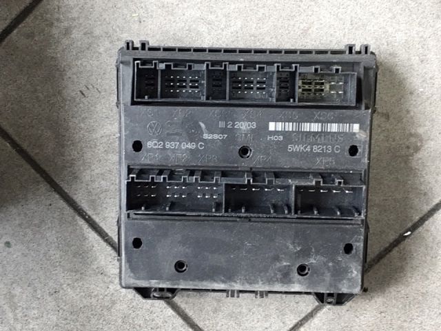 bontott VW POLO IV Biztosítéktábla Utastér