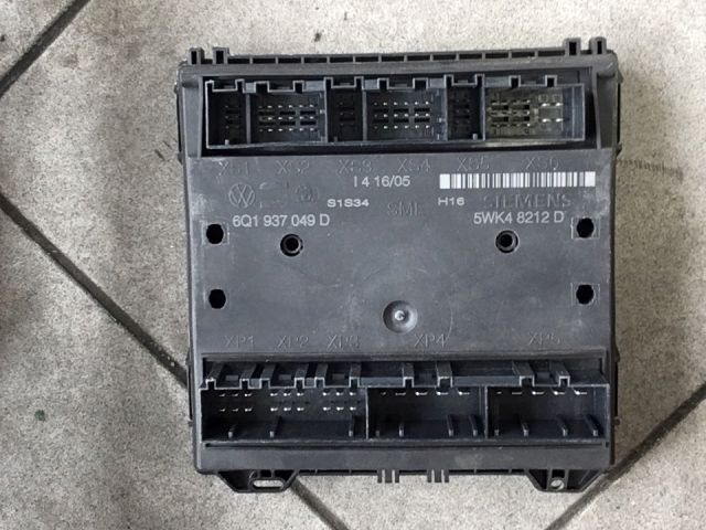 bontott VW POLO IV Biztosítéktábla Utastér