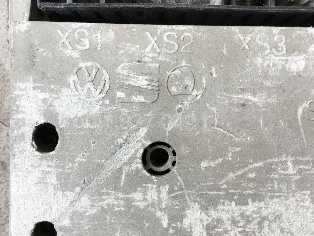 bontott VW POLO IV Biztosítéktábla Utastér