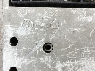 bontott VW POLO IV Biztosítéktábla Utastér