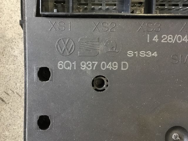 bontott VW POLO IV Biztosítéktábla Utastér