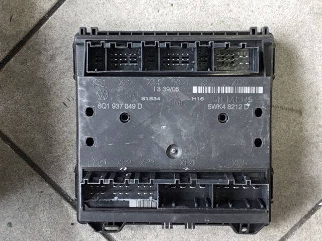 bontott VW POLO IV Biztosítéktábla Utastér