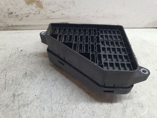 bontott VW POLO IV Biztosítéktábla Utastér