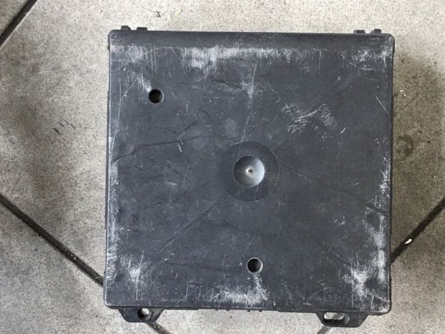 bontott VW POLO IV Biztosítéktábla Utastér