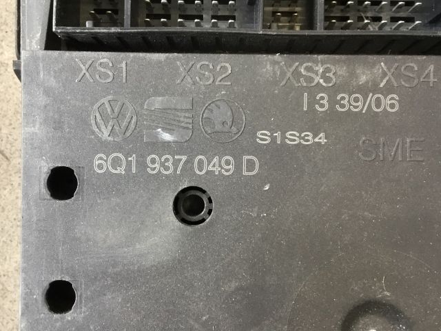 bontott VW POLO IV Biztosítéktábla Utastér