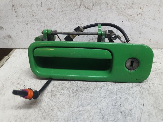 bontott VW POLO IV Csomagtérajtó Kilincs