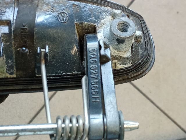 bontott VW POLO IV Csomagtérajtó Kilincs