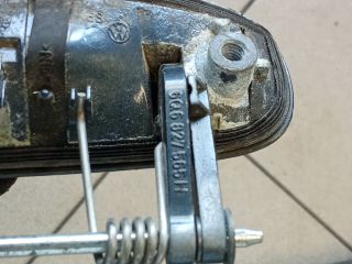 bontott VW POLO IV Csomagtérajtó Kilincs