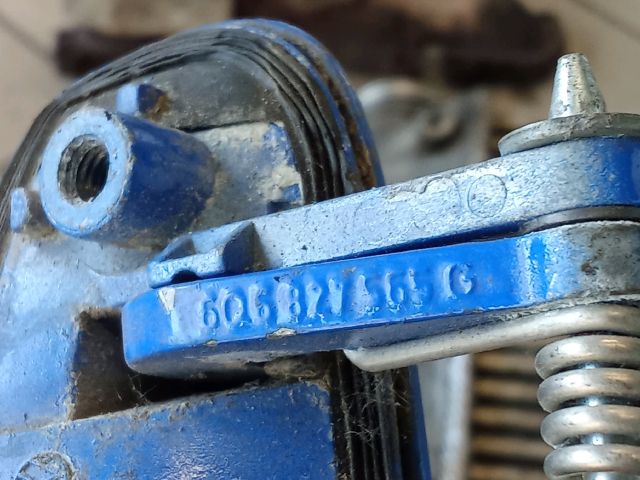 bontott VW POLO IV Csomagtérajtó Kilincs