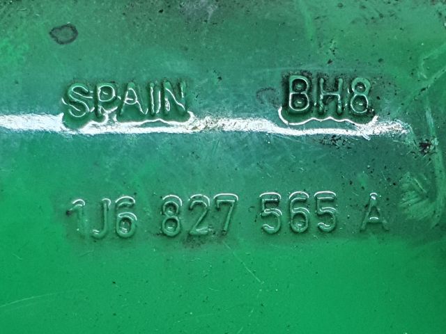 bontott VW POLO IV Csomagtérajtó Kilincs