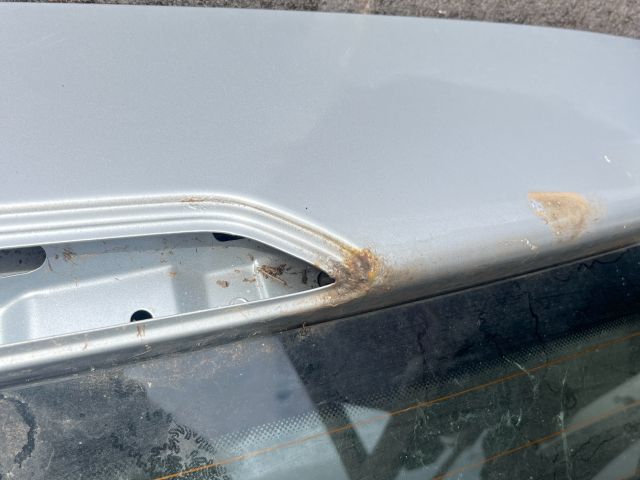 bontott VW POLO IV Csomagtérajtó (Részeivel)