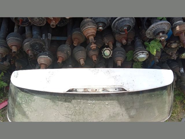 bontott VW POLO IV Csomagtérajtó (Részeivel)