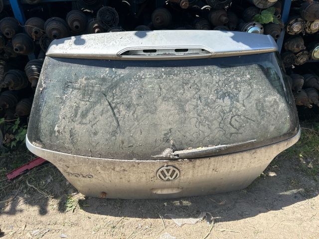 bontott VW POLO IV Csomagtérajtó (Részeivel)