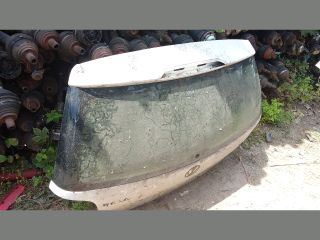 bontott VW POLO IV Csomagtérajtó (Részeivel)