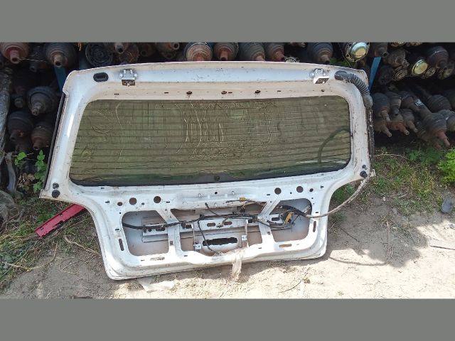 bontott VW POLO IV Csomagtérajtó (Részeivel)