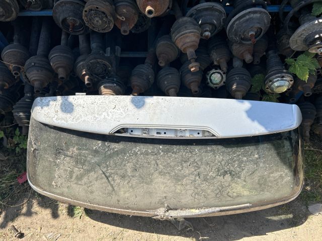 bontott VW POLO IV Csomagtérajtó (Részeivel)