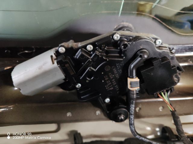 bontott VW POLO IV Csomagtérajtó (Részeivel)