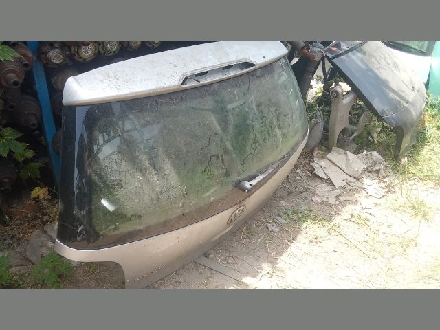 bontott VW POLO IV Csomagtérajtó (Részeivel)