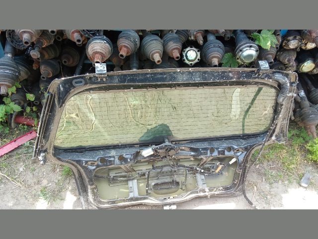 bontott VW POLO IV Csomagtérajtó (Részeivel)