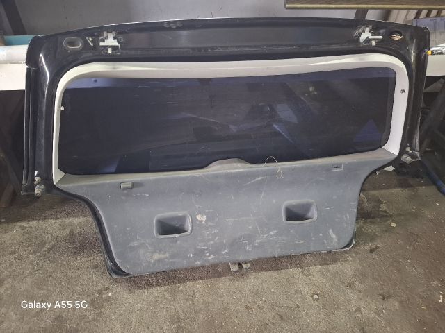 bontott VW POLO IV Csomagtérajtó (Részeivel)