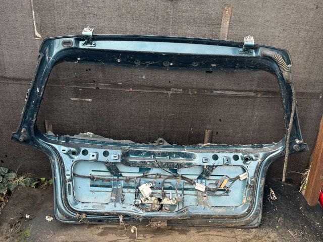 bontott VW POLO IV Csomagtérajtó (Üres lemez)