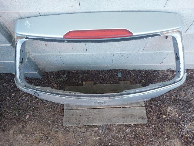 bontott VW POLO IV Csomagtérajtó (Üres lemez)